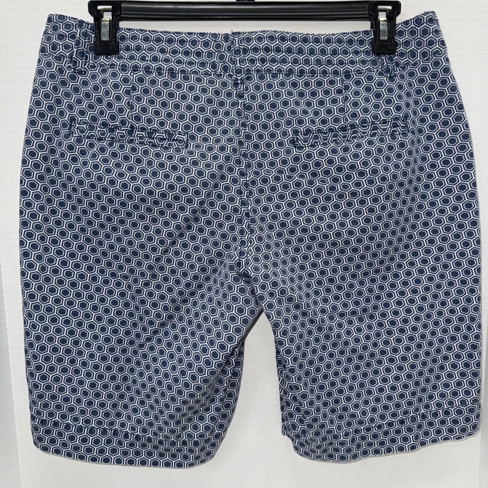 Bob Timberlake Shorts Women's Size 12 Blue Hexagonal Pattern - Picture 3 of 5
